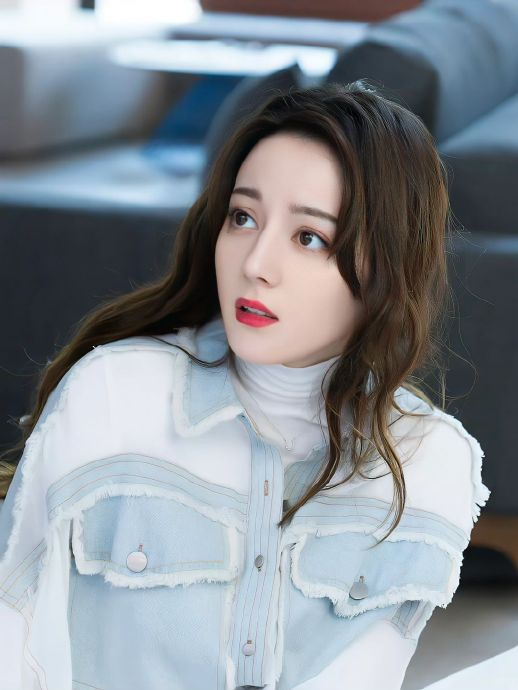 听说有很多人喜欢我们放总|迪丽热巴_新浪新闻