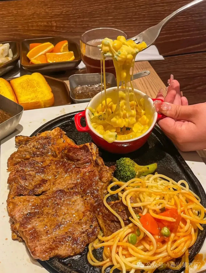 要想知道,小时候豪客来在嘉兴遍地开花,华庭街,城西.如今却看不到了!