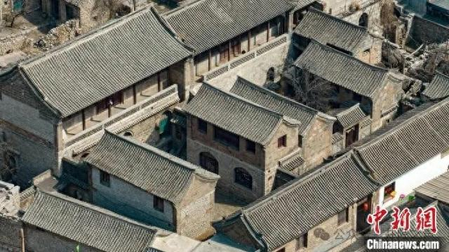 古村落变身网红打卡地 太行山"石头村"春游热|古村落
