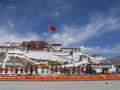 五星红旗下的“新声”——西藏各地庆祝百万农奴解放纪念日见闻