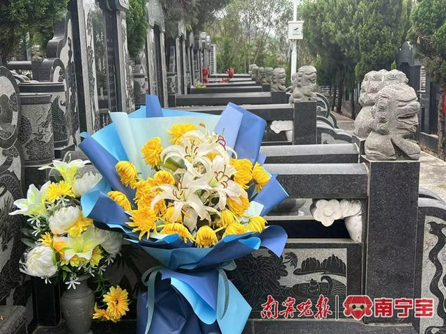 南宁青龙岗长安墓园,一束鲜花寄哀思南宁佛子岭公墓入园机动车辆实行