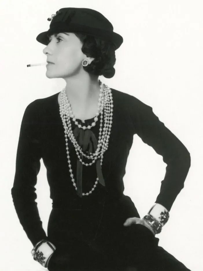 "莞莞类卿"的风,早就吹到了时尚圈|kate moss_新浪新闻