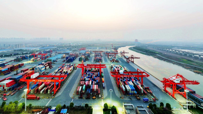 合肥港口货运生产迎来开门红