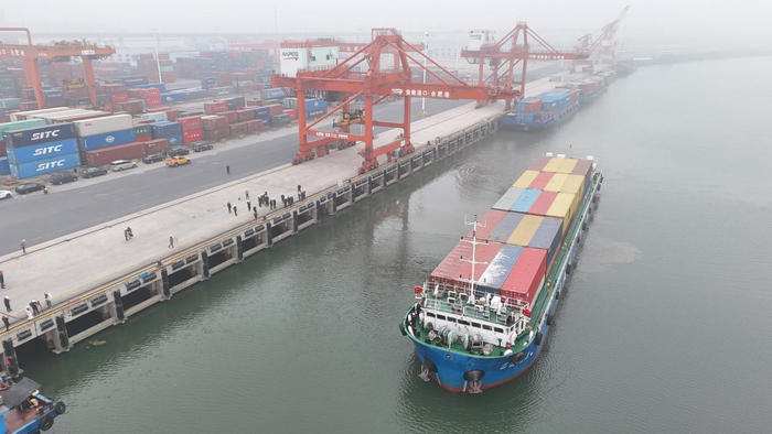 合肥港口货运生产迎来开门红