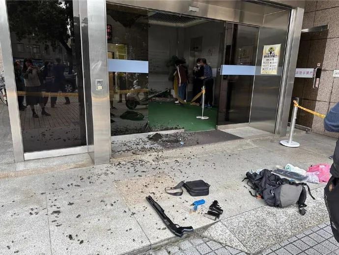 抓住了|发展部|台北市|看台_新浪新闻