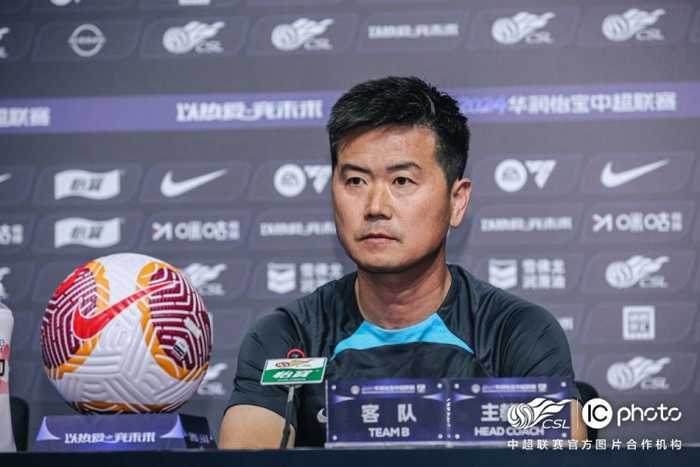 肇俊哲这段间歇期对我们很可贵深圳队各方面都向上向前发展