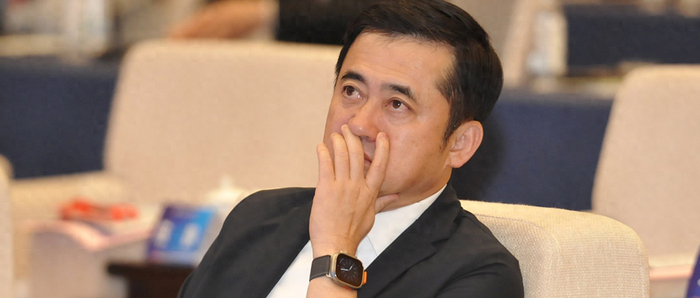 厦门首富去年赚了102亿|安踏|361度|厦门市_新浪新闻