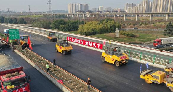 全线恢复通车于3月15日24时开始进行全封闭施工改造g5 京昆高速公路