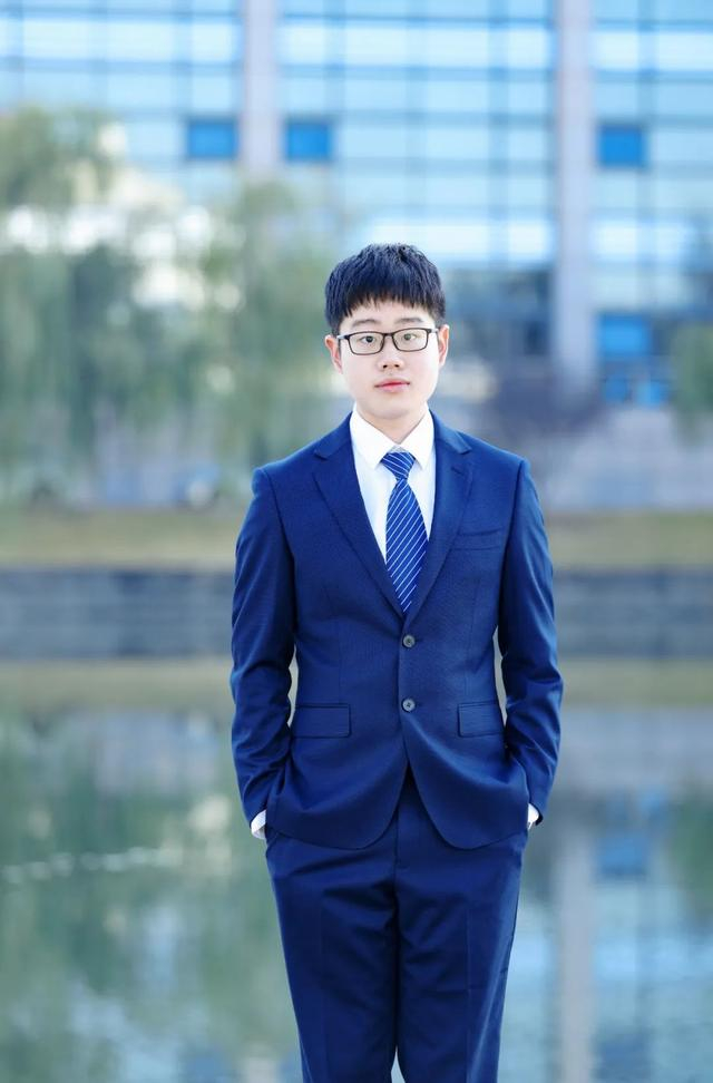 大学生邹易阳的笔记,抢疯了!|学妹|大学生_新浪新闻