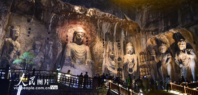 河南洛阳龙门石窟重启"夜游"__财经头条