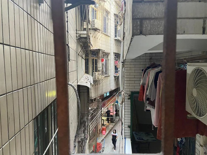 全国首个城中村改造立法广州市城中村改造条例批准通过