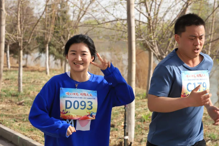 激情开跑55万网友围观这场趣味长跑