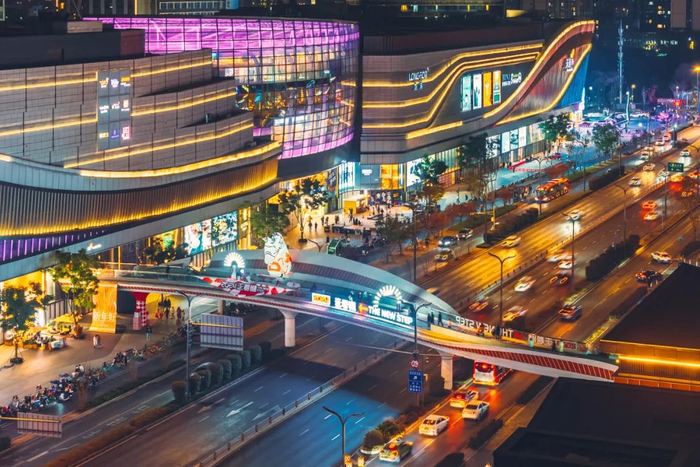 从百亿租金迈向百mall时代,龙湖商业的3个准备|天街|龙湖|狮山_新浪