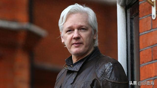 曝光美军丑闻,遭美国全球追杀,阿桑奇能逃过引渡命运吗?