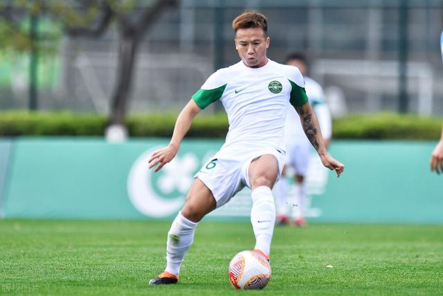 浙江队外援弗兰克受伤,本土新星姚均晟机会来了,外号:中国小贝|浙江队