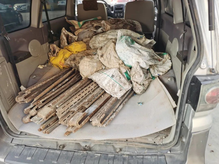 事主还未报案,中山便衣擒贼又缴赃!|便衣|黄圃|报案_新浪新闻