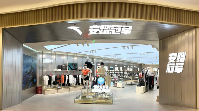 安踏与耐克的赛场,不止在中国|耐克|安踏|李宁_新浪新闻