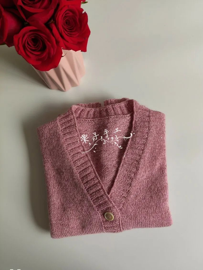 10号针(主体),11号针(底边,袖口,门襟)本作品转载自 编织人生论坛