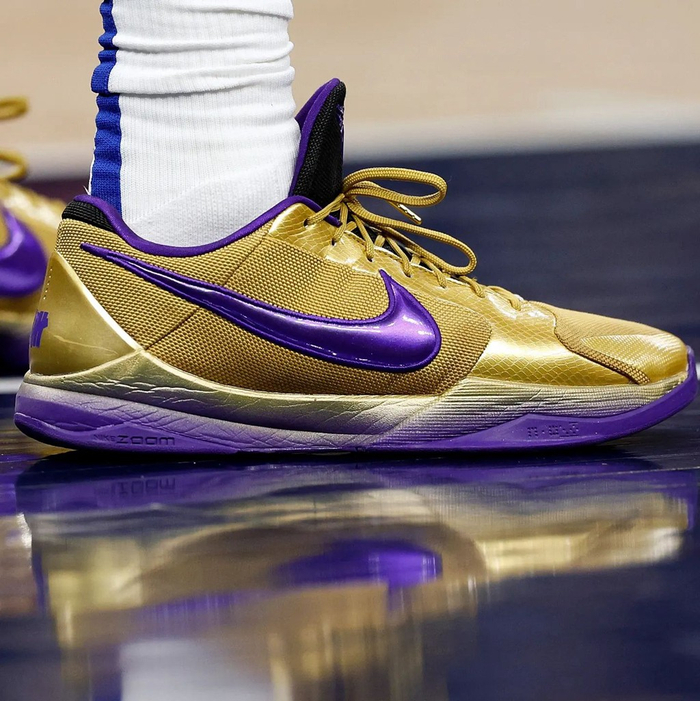 nba上脚合集鞋王发力上脚神秘配色kobe5