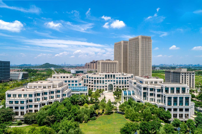 湖北联投东湖高新集团强化园区运营硬实力深度赋能新质生产力高质量