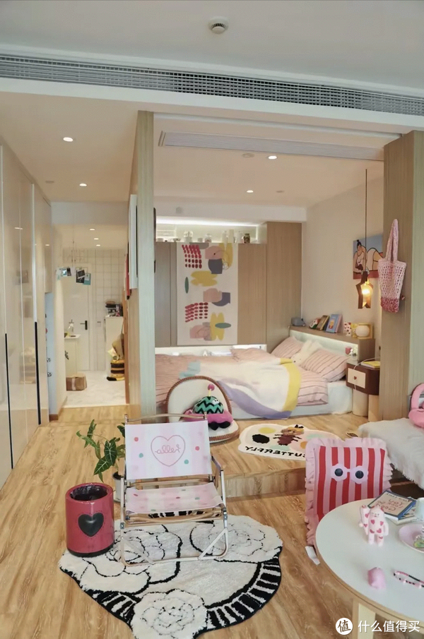 看了一女姑娘的独居小屋才知什么叫岁月静好一进屋就被治愈了