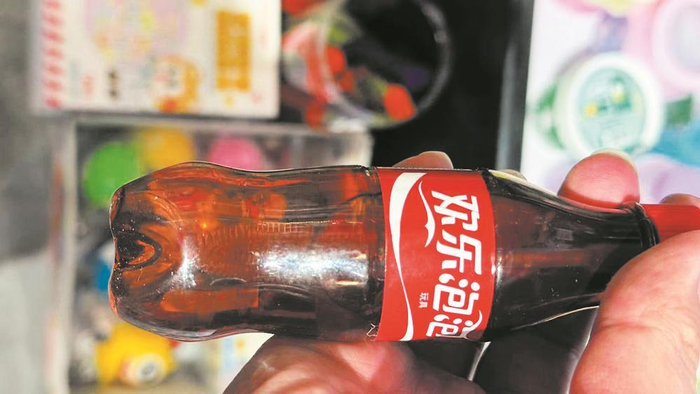     外观像小瓶可乐的泡泡水