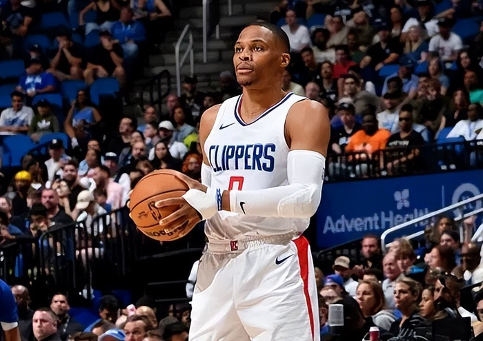 快船100-97战胜魔术 球员评分:2人满分,7人及格|科菲|快船|魔术_新浪