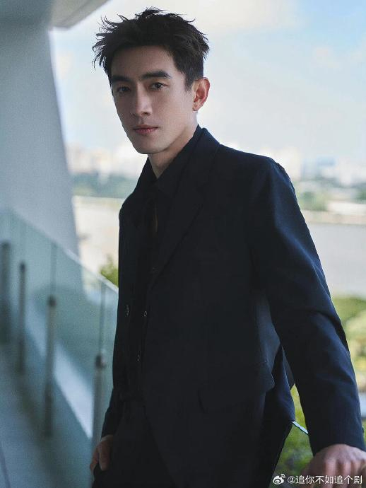 林一,林更新黑西装之神!林氏兄弟太帅了|林一|林更新_新浪新闻