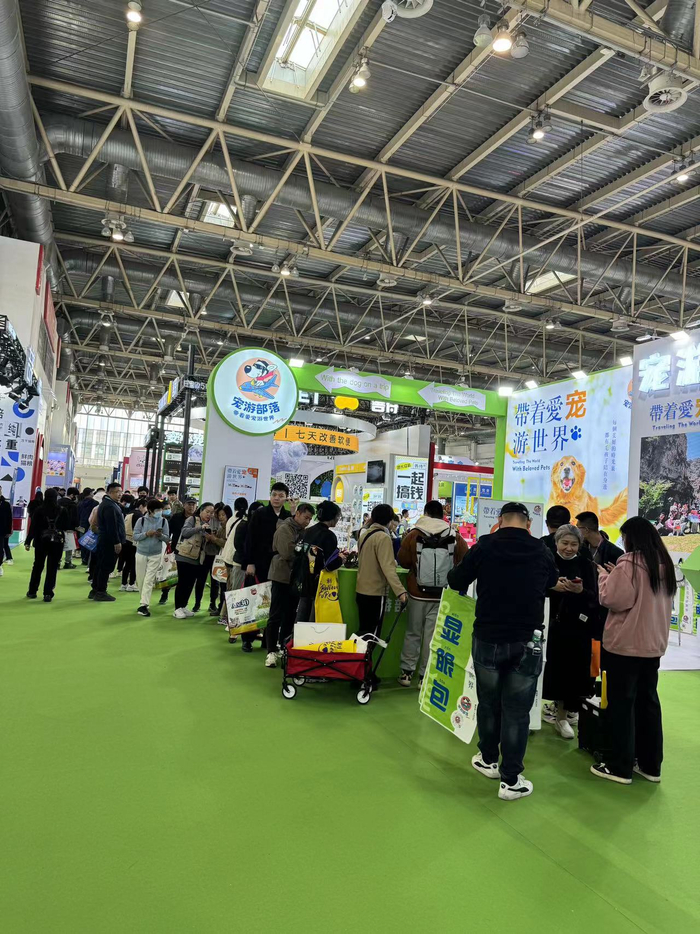 为此,在3月29日开幕的第11届北京国际宠物用品展览会上,记者采访了本