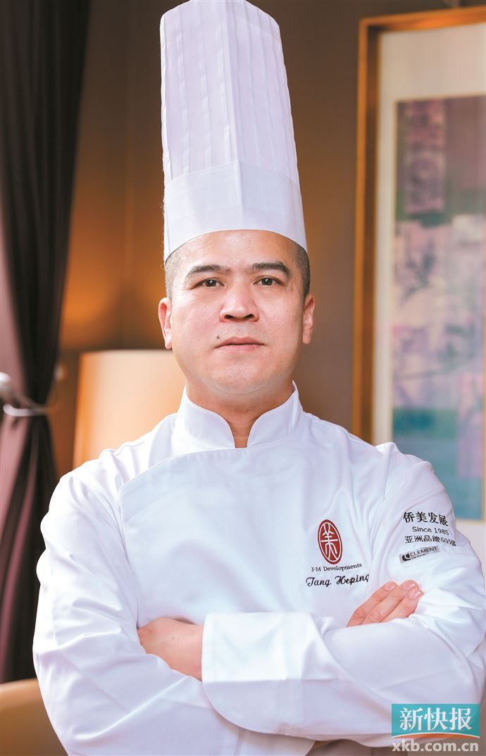 出镜人物 唐和平■侨美食家■秘制脆皮黑叉烧■春笋焖农场黑豚猪