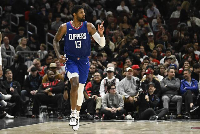 担心乔治续约问题 后者将未来几年继续留队|保罗·乔治|快船_新浪新闻