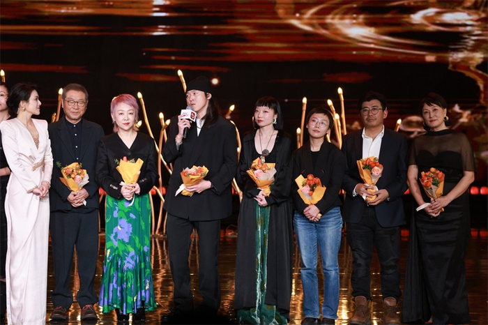 《漫长的季节》剧组