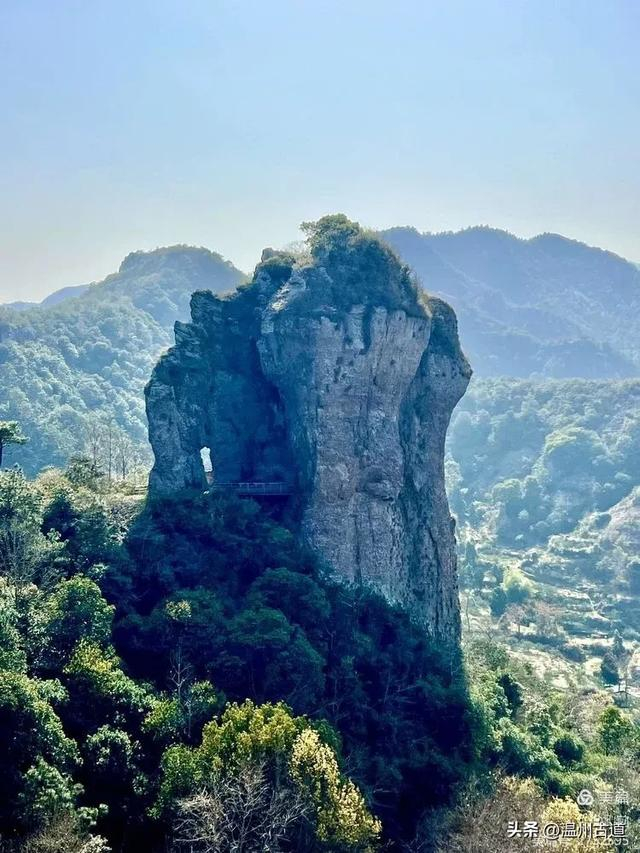 壁纸 风景 640_853 竖版 竖屏 手机