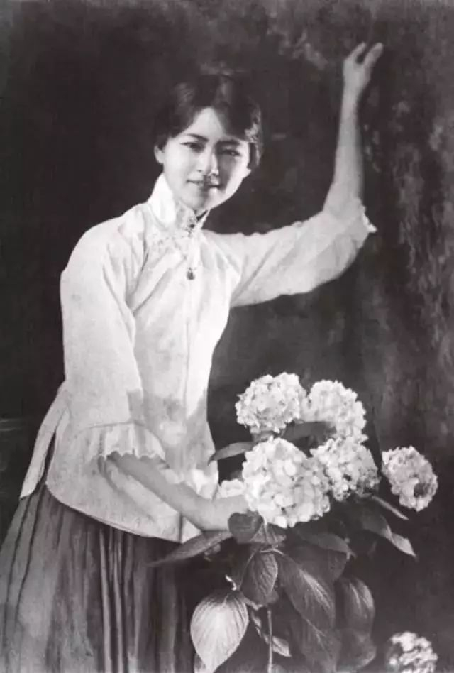 人间纵有四月天,世上再无林美人|林徽因|徐志摩_新浪新闻