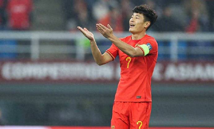 国足仅武磊一人身价超100万欧# 德国转会市场网站于近日更新了球员