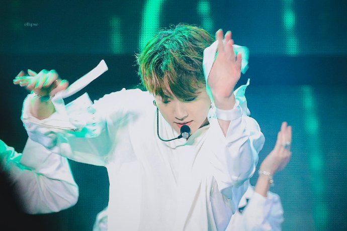 愚人节贺图 好漂亮啊 /ellipse209|田柾国|kpop_新浪新闻