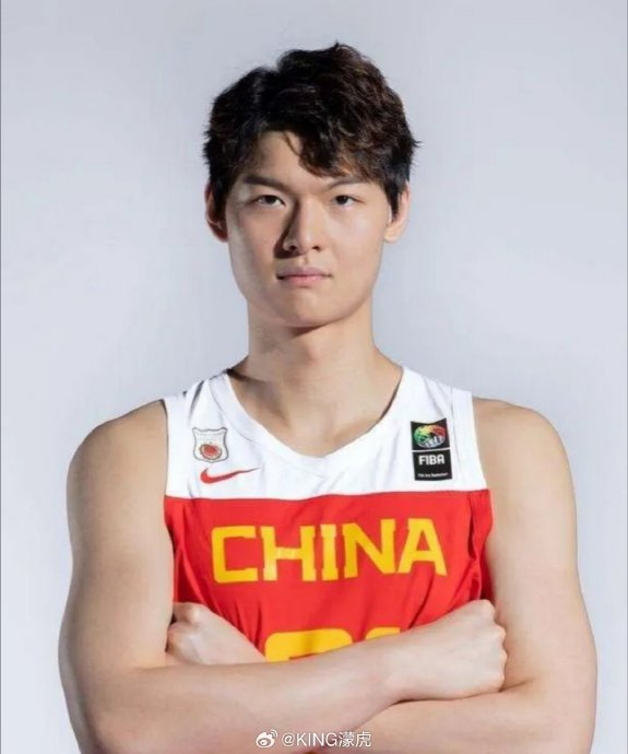 中国男篮三大潜力股未兑现,职业态度引发热议|李慕豪|中国男篮|王哲林
