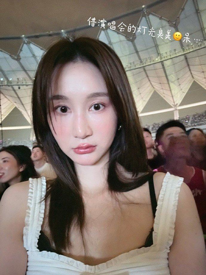 cba周鹏老婆图片