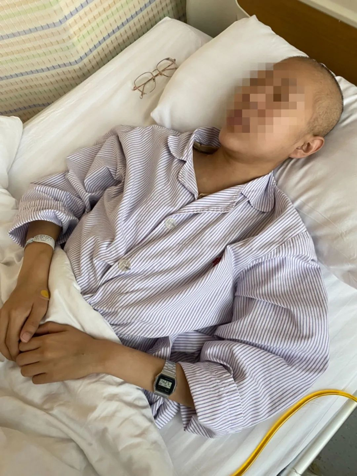 治疗淋巴瘤期间的小文