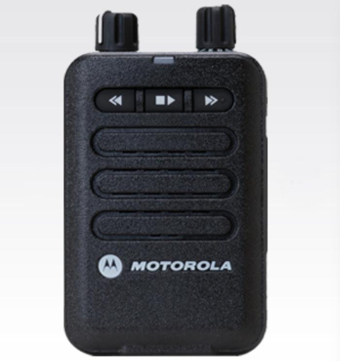 北美消防员普遍装备的摩托罗拉MINITOR VI寻呼机，具有寻呼和异步双向通话功能，售价约400美元