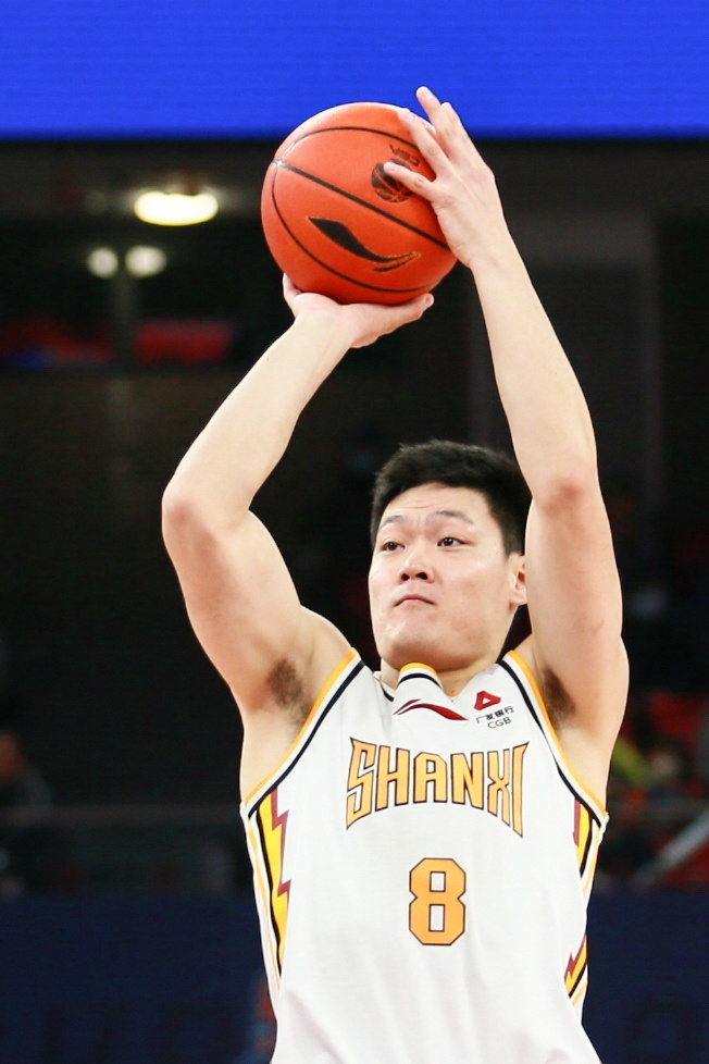 火力全开张宁21中11砍全场最高39分外加8板4助罚球14中13