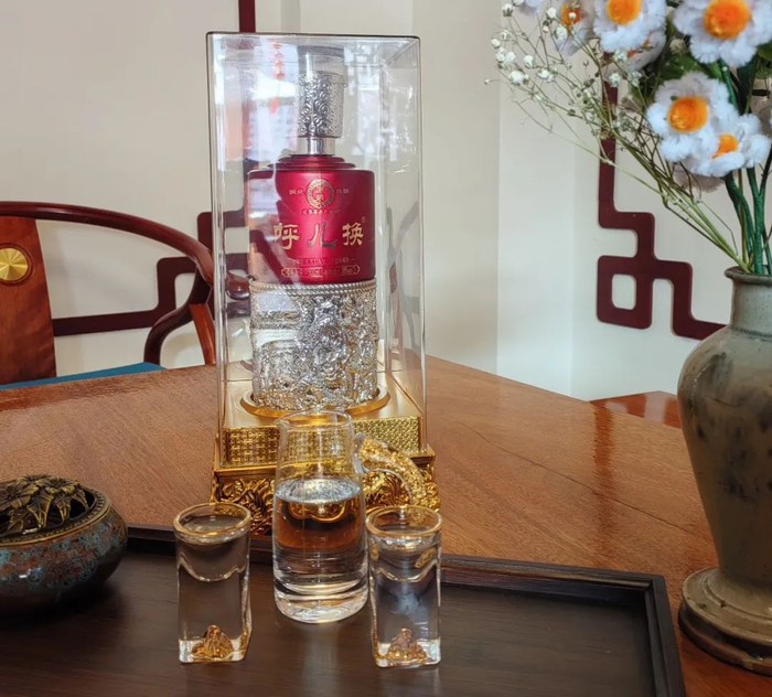 不知天上宫阙,今夕是何年.