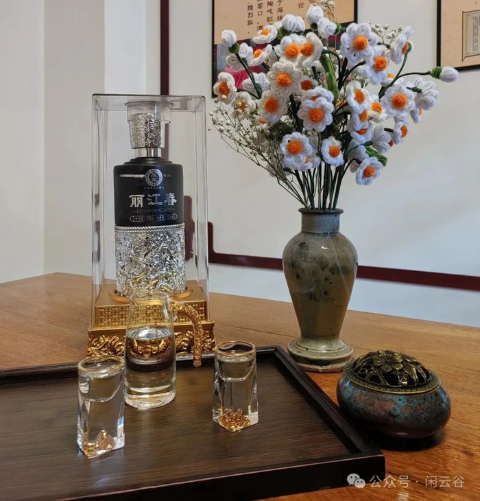 闲坐五杯酒静品人生味