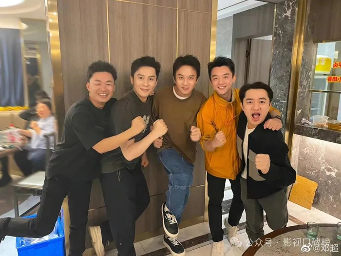 杨颖缺席元老只剩两位,网友直言更期待了|奔跑吧|angelababy_新浪新闻