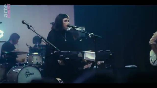 slowdive最新特别演唱会echoeswithjehnnybeth演唱会超话67