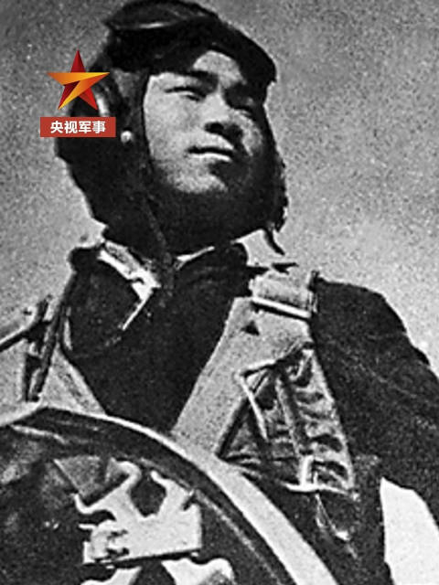 91岁战斗英雄韩德彩逝世送别