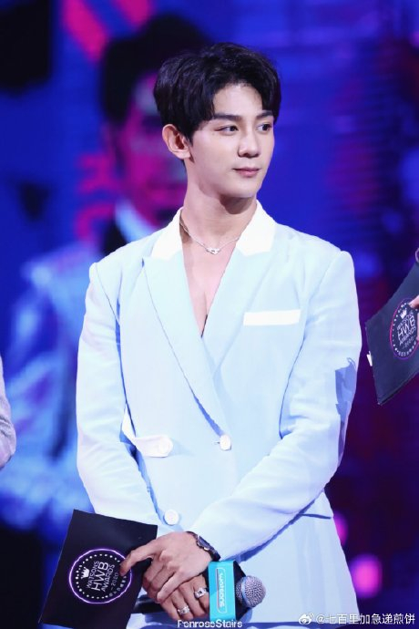 杀死比赛的来了…|朱一龙|夏之光|黄俊捷_新浪新闻