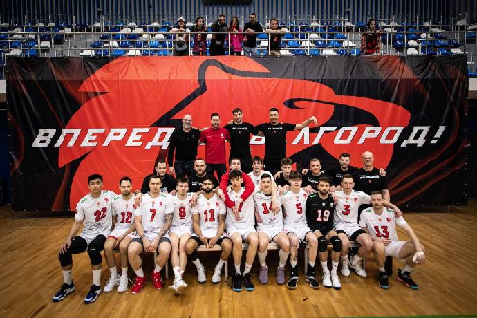 俄罗斯男排联赛8进4首回合,别尔哥罗德主场3-0轻取库兹巴斯…|俄罗斯
