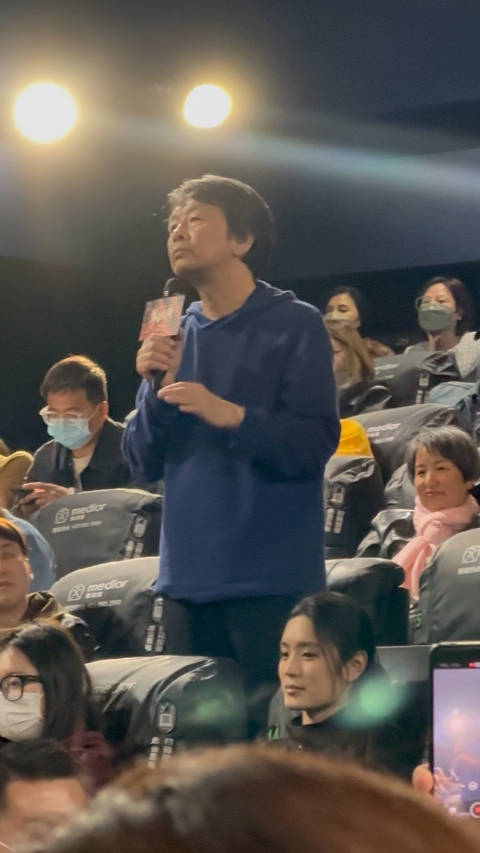 现场,刘震云老师亮相…_手机新浪网