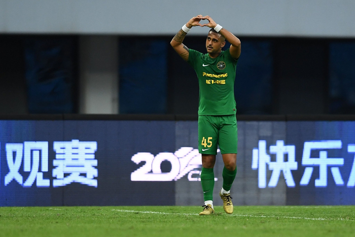 莱昂纳多:恭喜全队踢出精彩比赛,这不是我能够进球的幸运日